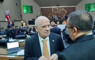 Serafim chama Pablo Oliva de "bolsominion" de diz que deputado usou projeto de Dilma Rousseff
