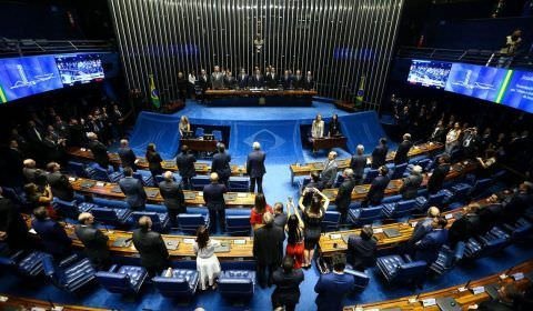 Adiada sessão do Congresso para apreciar vetos e créditos adicionais