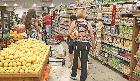 Setor supermercadista acumula alta de 3,48%