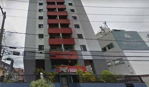 Quatro pessoas morrem após queda de elevador em Santos