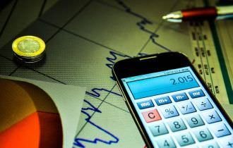 Mercado financeiro eleva estimativa de inflação para 3,86% este ano