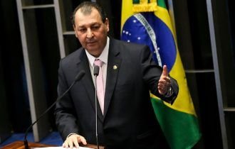 O Antagonista diz que Senado pagou R$ 325 mil a marqueteiro de Omar