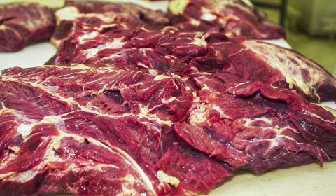 Preço da carne cai para o consumidor, diz Ministério da Agricultura