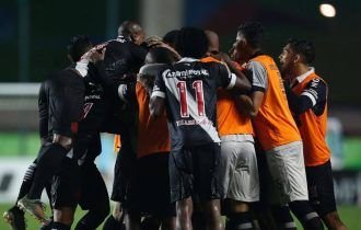 Vasco faz jogo decisivo contra a Cabofriense no Campeonato Carioca