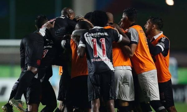 Vasco faz jogo decisivo contra a Cabofriense no Campeonato Carioca