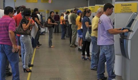 Bancos fecham na segunda e terça-feira de carnaval