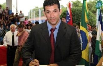 MP aponta fraude em contrato de R$ 7 milhões assinado pelo prefeito de Manacapuru