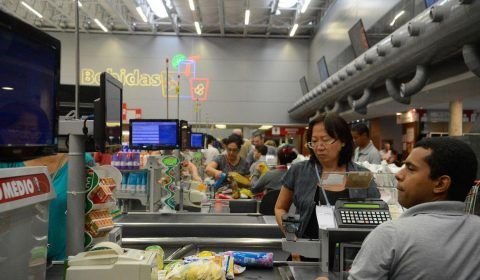 Inflação para famílias com renda mais baixa ficou em 0,55% em janeiro