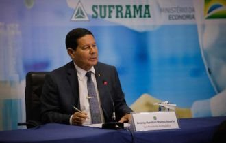 Mourão discute importância da reativação do CBA