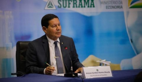 Mourão discute importância da reativação do CBA