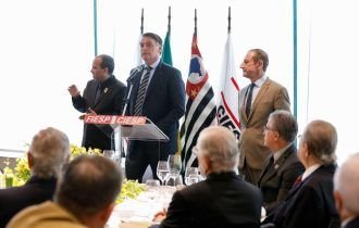 Bolsonaro diz que "melhor reforma é a aprovada"