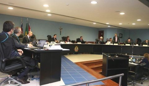 TCE-AM reprova contas e multa gestora de SPA Zona Norte