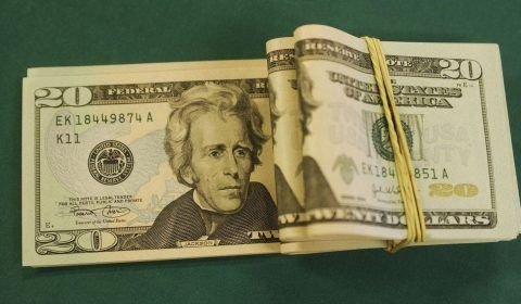 Bolsa despenca 7,64% após OMS decretar pandemia de coronavírus