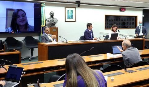 Deputados cobram maior agilidade no pagamento do benefício emergencial