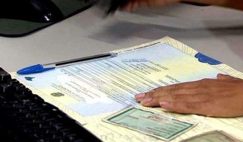 Justiça do Amazonas autoriza mulher que se chamava "Hitler" trocar de nome