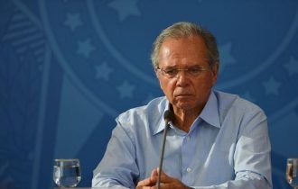 Guedes diz que economia brasileira não passa por choque externo