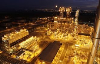 Preços de petróleo sobem após crescimento abaixo do esperado nos EUA