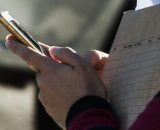 Uso de internet por adolescentes nas escolas cai de 51% para 37%