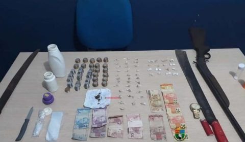 Dupla é presa após atacar policiais com pedradas e golpe de terçado no Amazonas