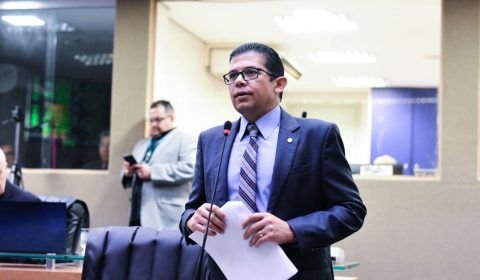 Deputado propõe suspensão do recesso parlamentar de julho devido à pandemia