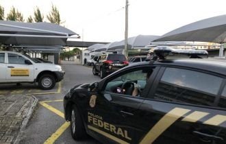 Operação da PF investiga desvio de recursos destinados à compra de respiradores