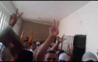 Presos fazem reféns durante rebelião no Puraquequara (Veja os vídeos)