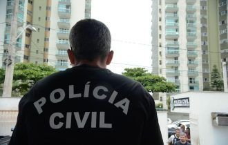 MP e polícia fazem operação em Niterói contra fraudes na educação