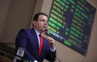 Deputado cobra explicações do Governo sobre contratação de OS investigada por corrupção no RJ para atuar na saúde do AM