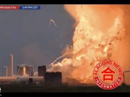 Foguete da SpaceX explode em teste e vira bola de fogo; veja vídeo