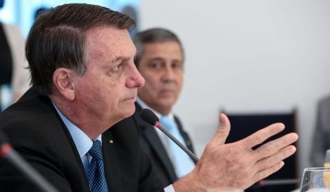 Bolsonaro recria Ministério das Comunicações