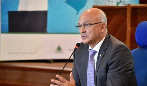 Governo Federal publica exoneração de Alfredo Menezes