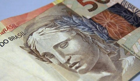 Caixa libera saque da 2ª parcela de auxílio para nascidos em abril