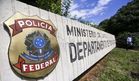 Polícia Federal apreende cerca de 2,5 toneladas de cocaína