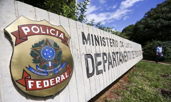 Polícia Federal apreende cerca de 2,5 toneladas de cocaína