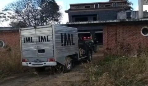 Crivado de balas, homem é achado morto em motel abandonado