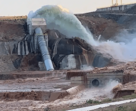 Vazamento em barragem no CE faz com que 2 mil pessoas sejam evacuadasDe