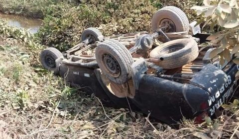 Viatura com quatro policiais capota durante apoio à fiscalização ambiental