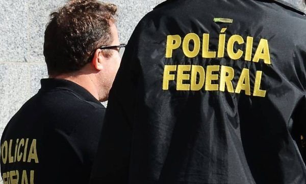 PF cumpre 27 mandados de prisão contra acusados de integrar facção