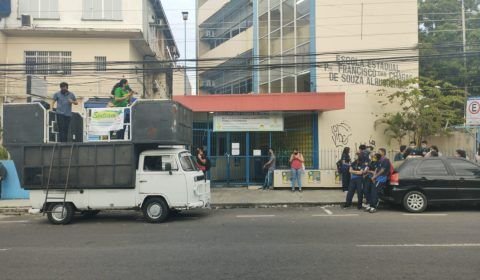 Primeiro dia de paralisação de aulas presenciais tem participação da categoria e fechamento de escolas