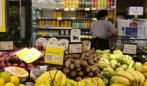 Inflação para famílias com renda mais baixa fica em 0,87% em setembro
