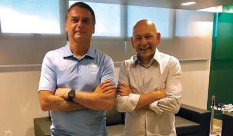 Empresário Luciano Hang é internado com covid-19