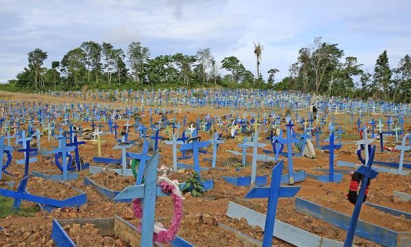 Registro de óbitos por covid em Manaus já é 22% maior que 1° pico da doença