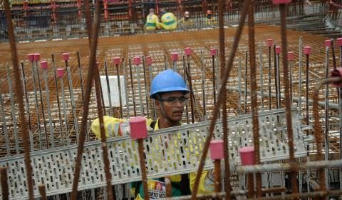 Ipea aponta queda de 1,1% nos investimentos em fevereiro