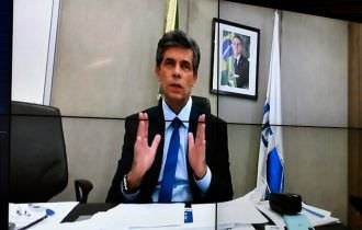 Teich: 'Deixei Ministério por divergência com cloroquina