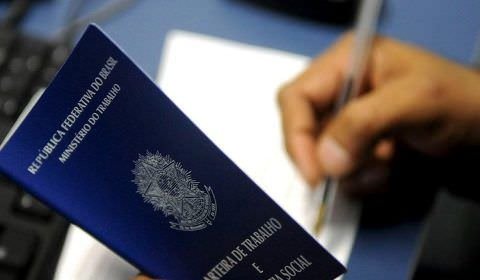 Indicador de mercado de trabalho da FGV sobe 1,6 ponto em abril