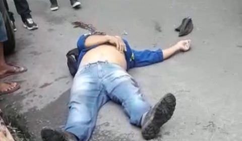 Homem escorrega em limo, cai e acaba sendo atropelado por ônibus