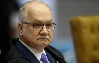 É, no mínimo, lamentável", diz Fachin sobre Bolsonaro em atos contra o STF