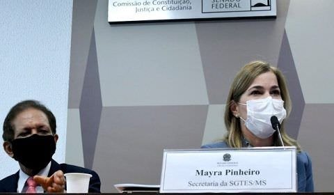CPI: 'Não houve percepção de que faltaria oxigênio em Manaus', diz Mayra