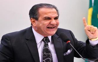 Após não ser convocado, Silas Malafaia chama Omar Aziz de arregão