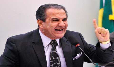 Após não ser convocado, Silas Malafaia chama Omar Aziz de arregão